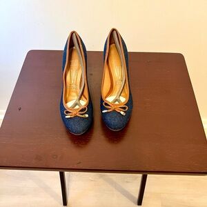 Vizzano Denim and Tan Heels Size 5
